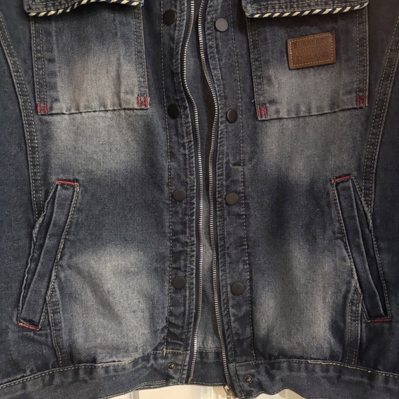 Jean jacket - Picture 2 of 5
